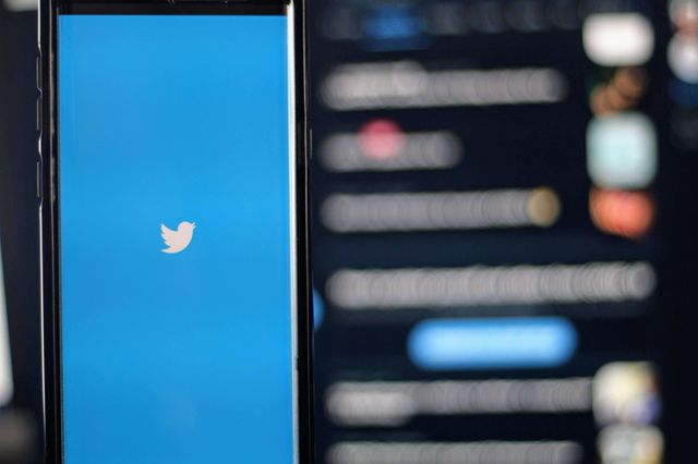 Twitter screen